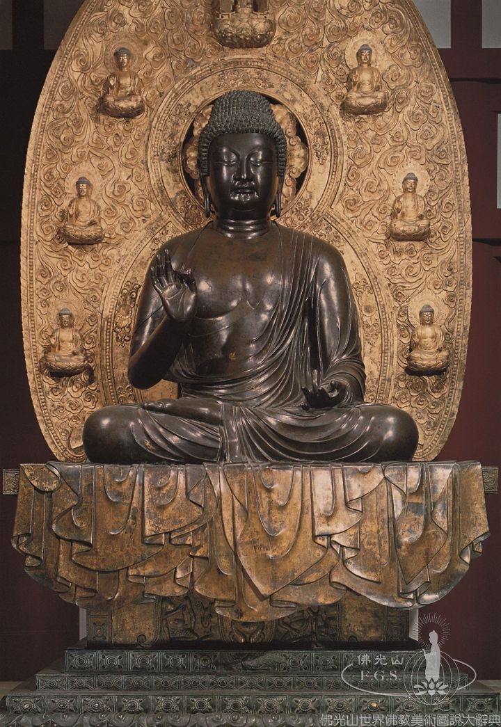 Yakushiji Temple Golden Hall: Medicine Buddha Triad