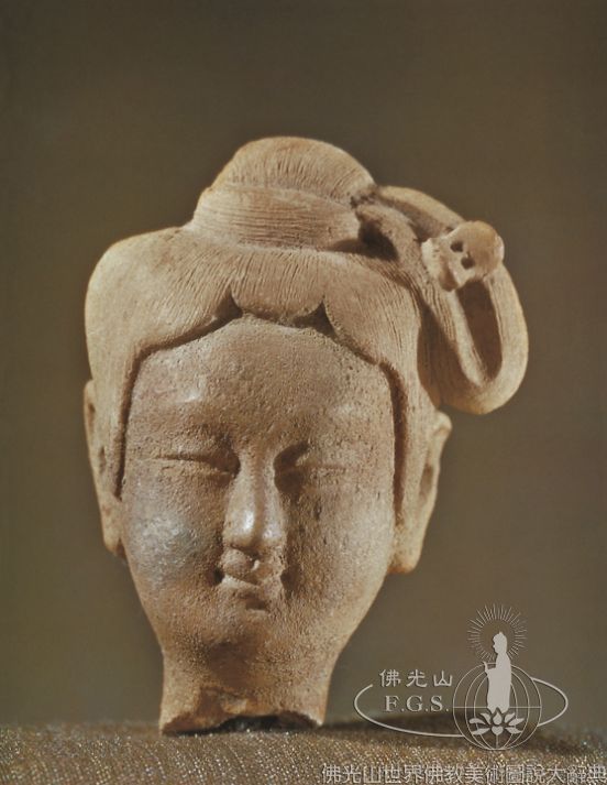 Yongning Temple: Heads of Figures