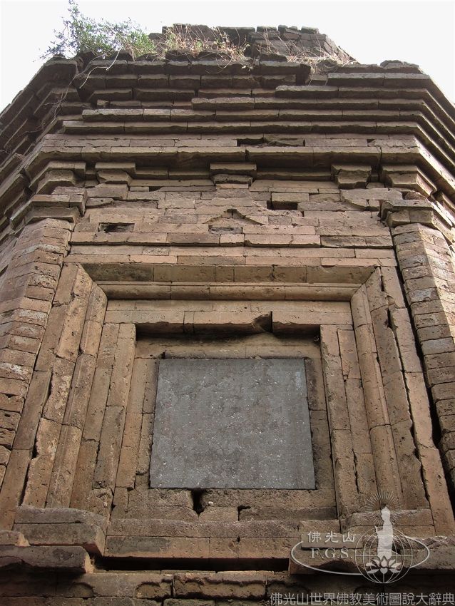 Huishan Temple Jingzang Pagoda