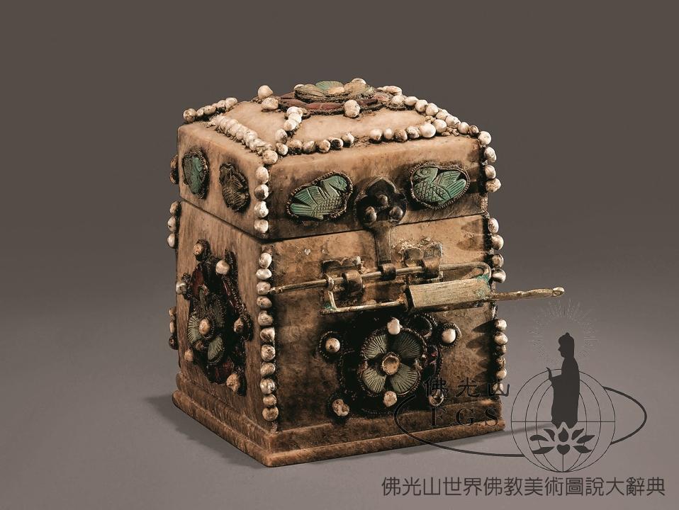 Famen Temple Pagoda: Nested Reliquaries