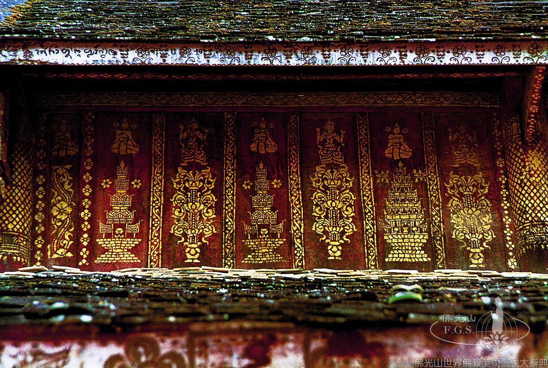 Man Jae Long Temple Murals