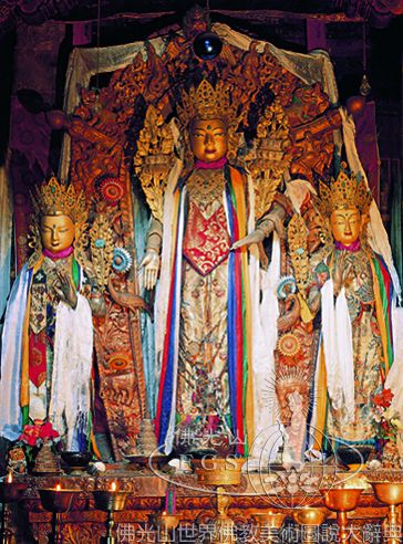 Khorzhak Monastery Yilhun Hall: Manjusri Bodhisattva Triad