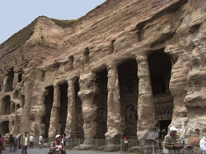 Yungang Grottoes: Twin Grottoes