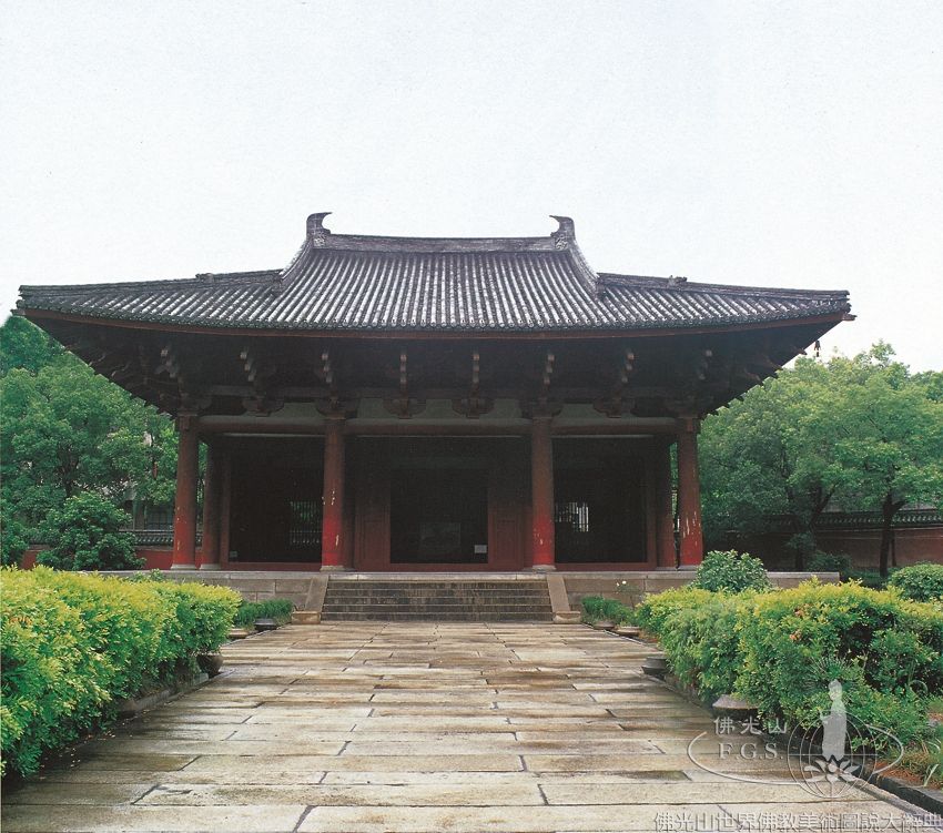 Hualin Temple