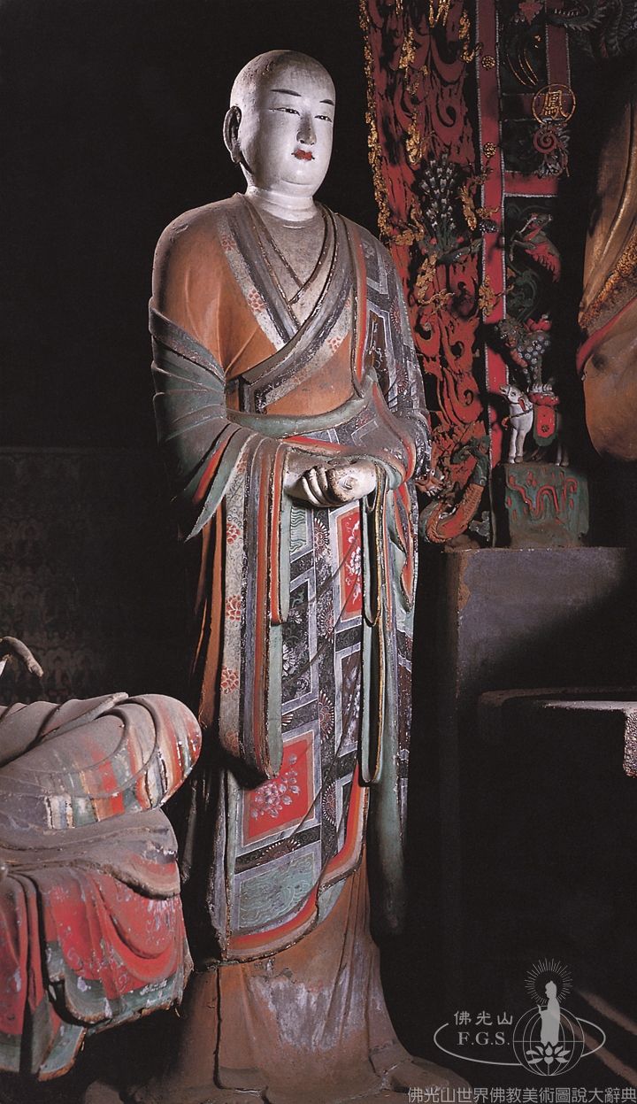 Zhenguo Temple Ten Thousand Buddha Hall: Mahakasyapa and Ananda