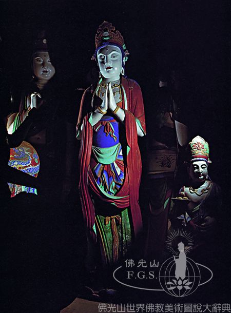 Wutaishan Foguang Temple East Hall: Attendant Bodhisattvas