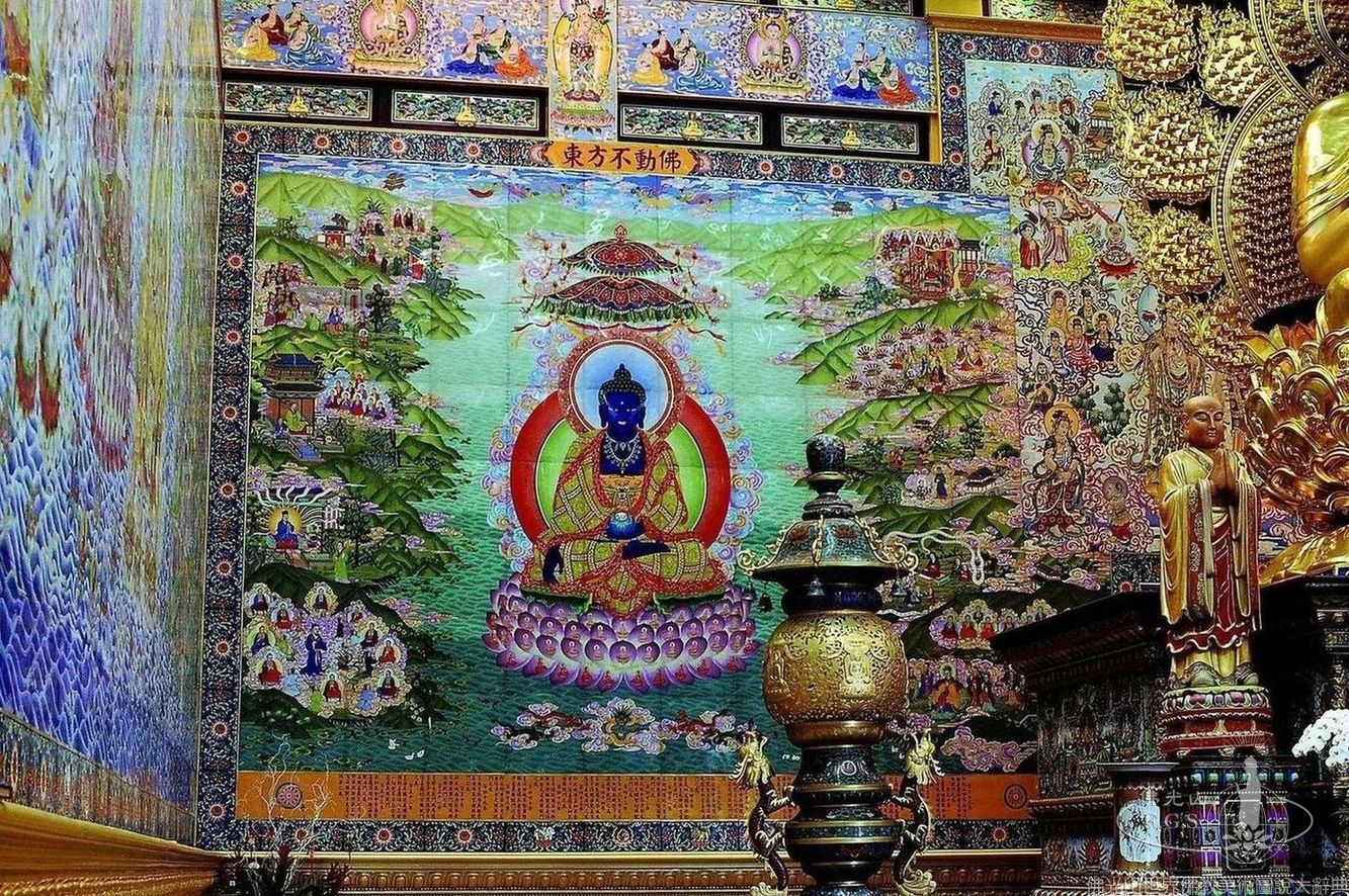 Miaochong Temple Vairocana Hall: Five Dhyani Buddhas