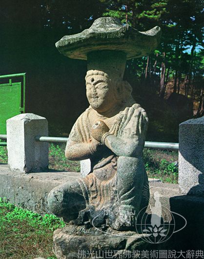 Sinboksa Temple: Seated Buddha