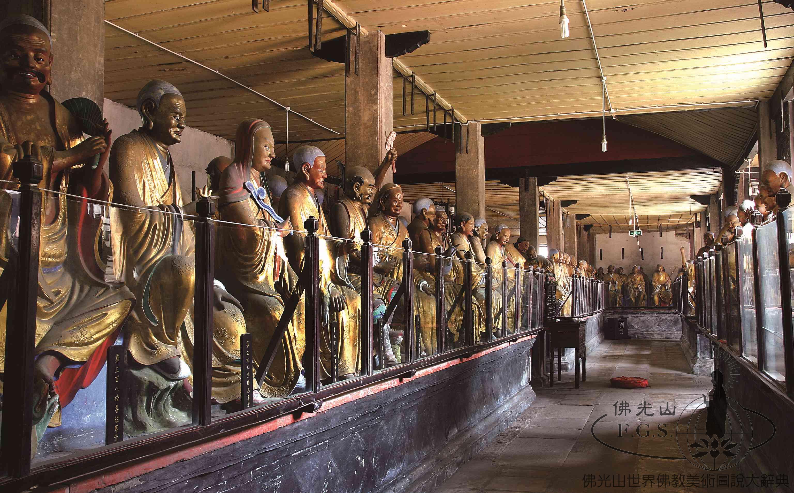 Baoguang Temple Arhat Hall: Five Hundred Arhats