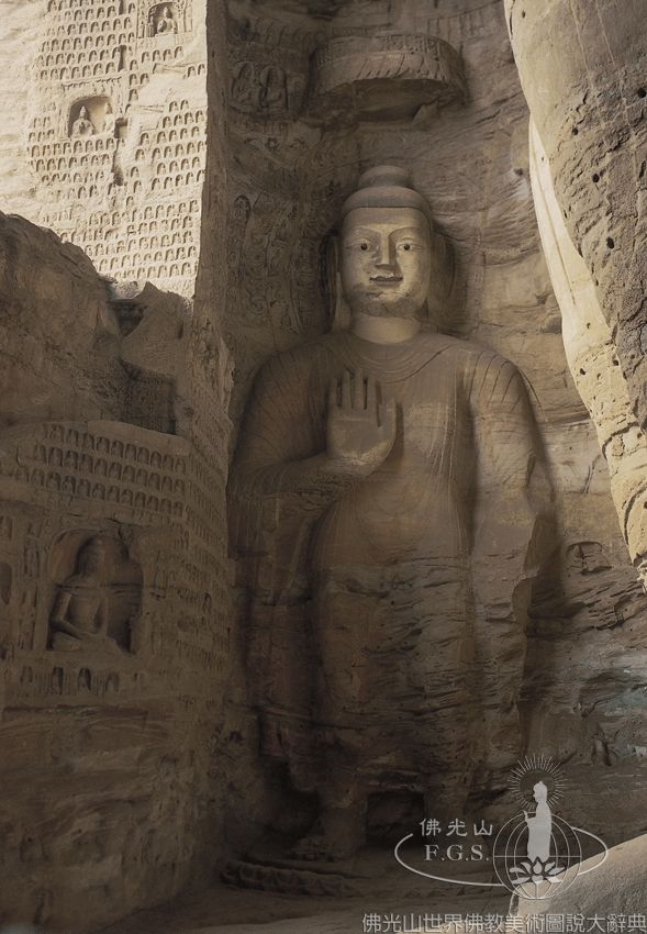 Yungang Grotto 18: Standing Buddhas