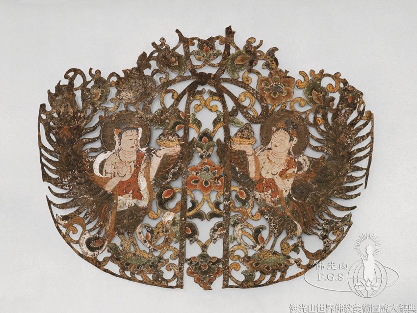 Toji Temple: Garlands