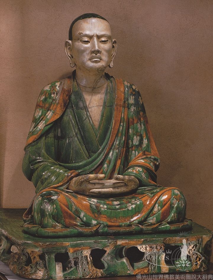 Emei Temple Bafowa Cave: Arhats