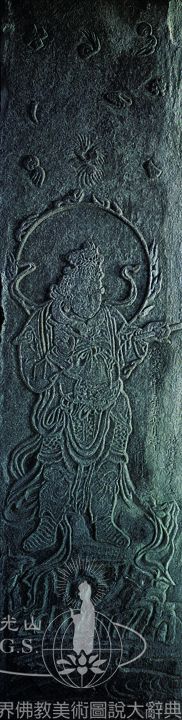 Fusaiji Temple: Pillar Sculptures