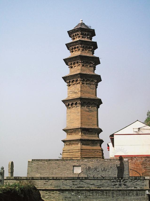 Huayan Temple Pagodas