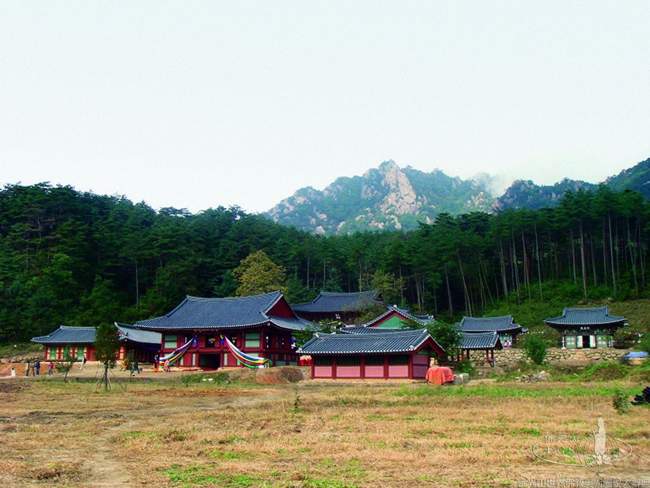 Kumgangsan Singyesa Temple