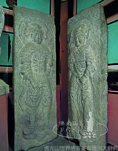 Unmunsa Temple Magpie Valley Hall: Stone Pillars of the Four Heavenly Kings