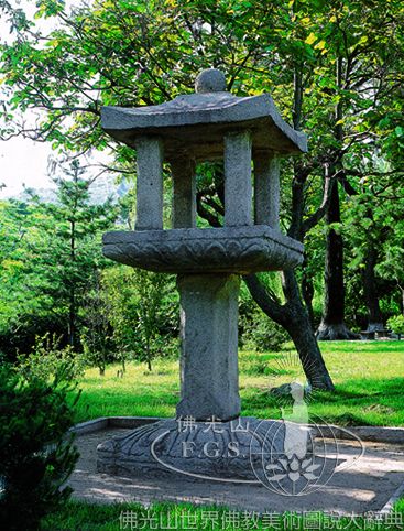 Kaeguksa Temple Stone Lantern