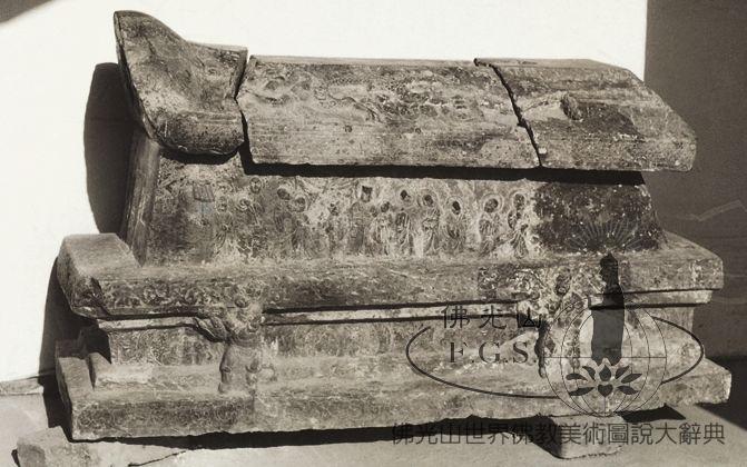 Haiqing Temple Ayuwang Pagoda: Nested Reliquaries