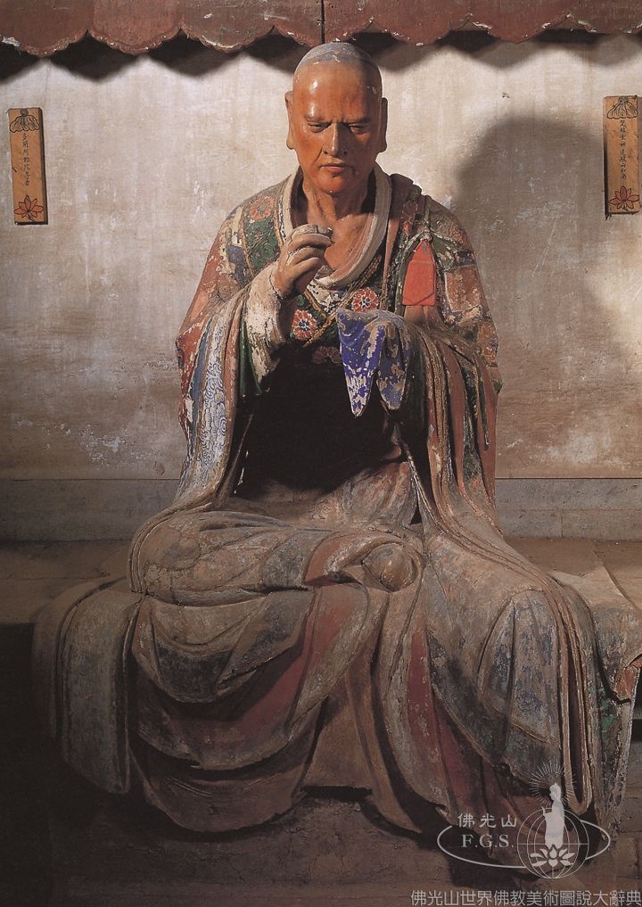 Lingyan Temple Thousand Buddha Hall: Arhats