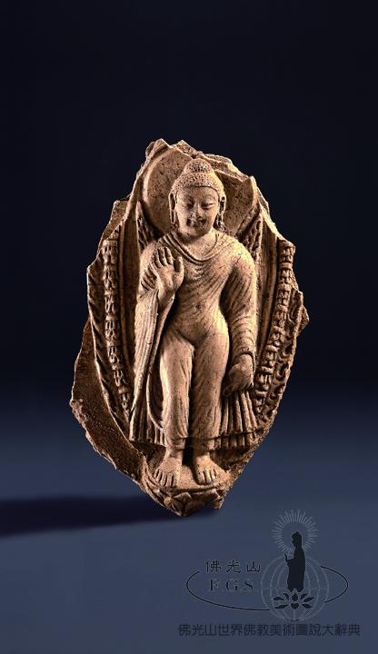 Kalasai: Standing Buddhas