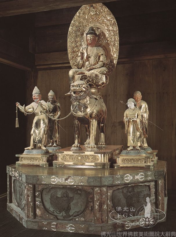 Chusonji Temple: Octagonal Platform