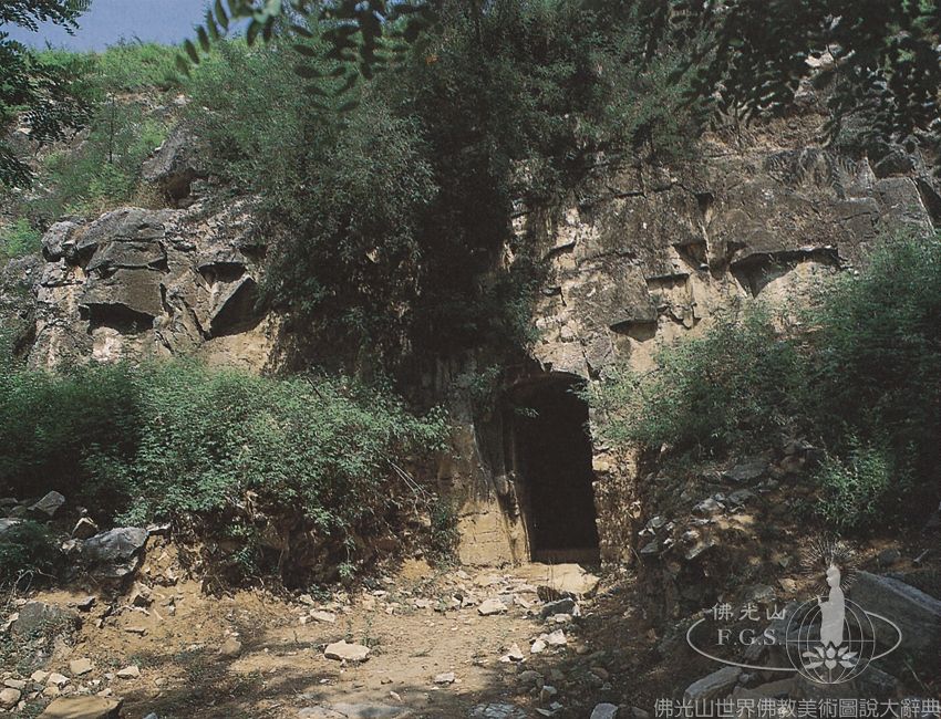 Lingquan Temple Caves