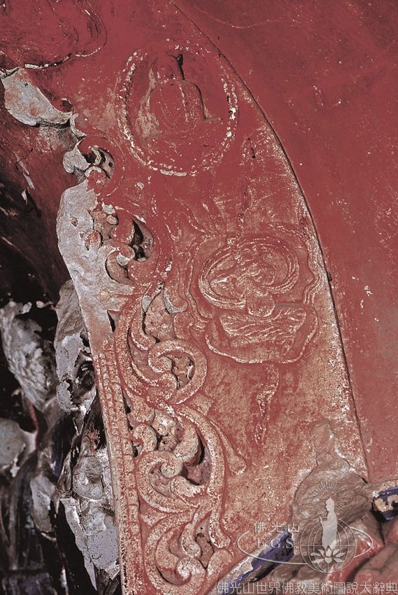 Bazhong Rock Carvings Northern Niche 7: Niche Lintel