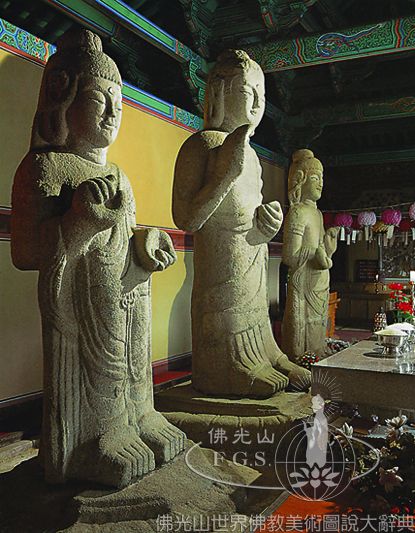 Gaetaesa Temple: Buddha and Two Bodhisattvas