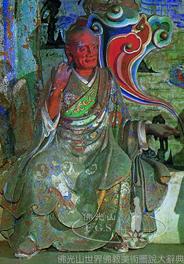 Zijin Temple Main Hall: Sixteen Arhats