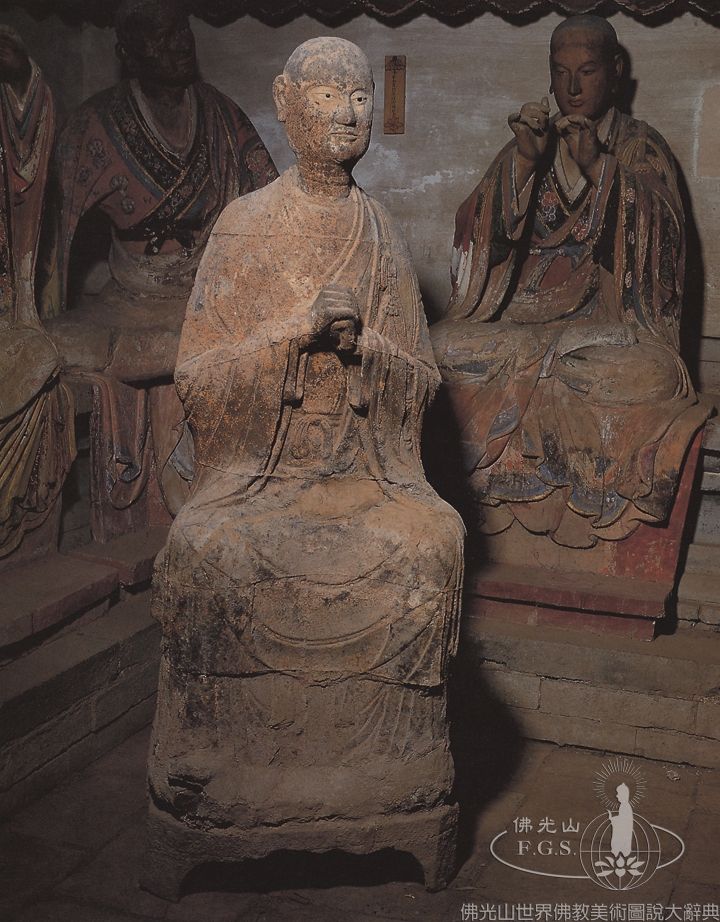 Lingyan Temple Thousand Buddha Hall: Arhats