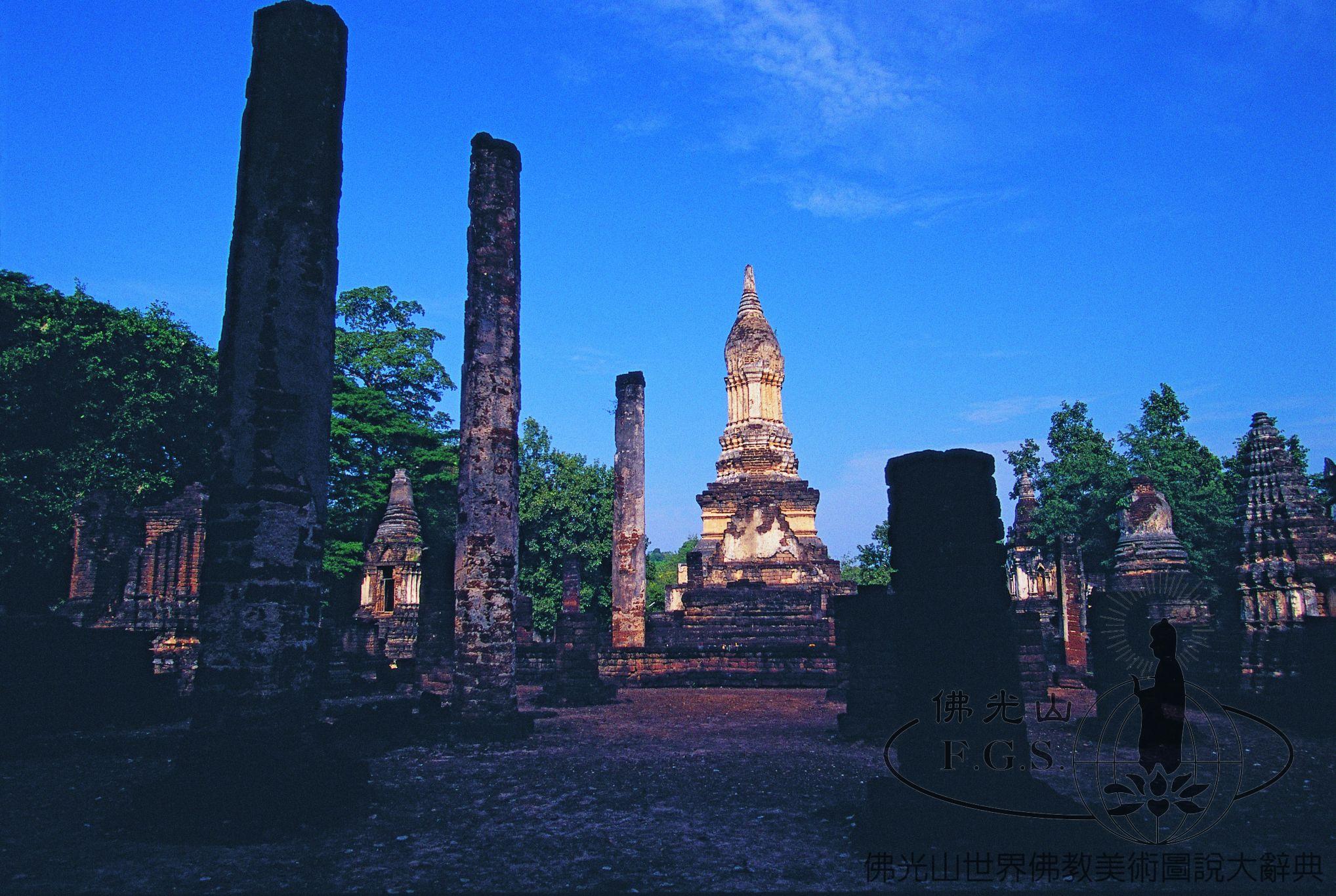 Wat Chedi Chet Thaeo