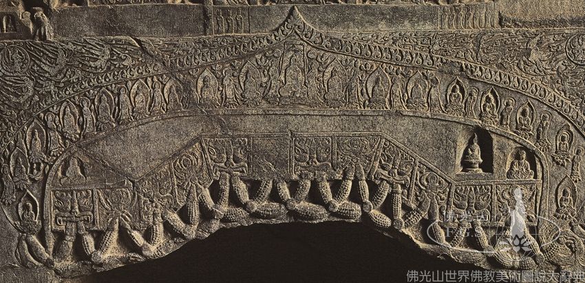 Longmen Grotto 1443: Niche Lintels