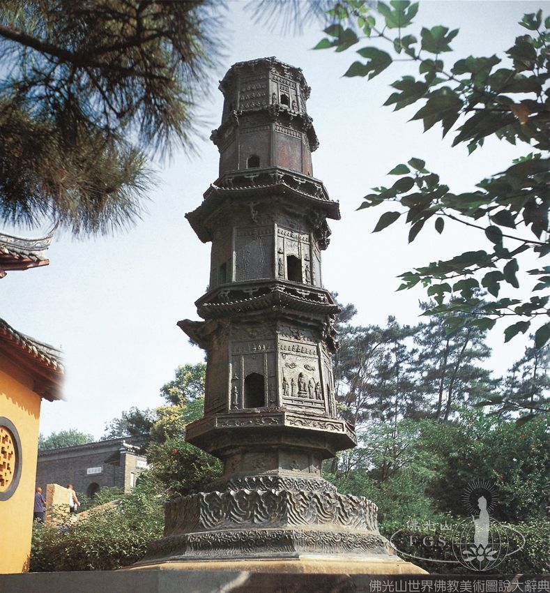 甘露寺鐵塔