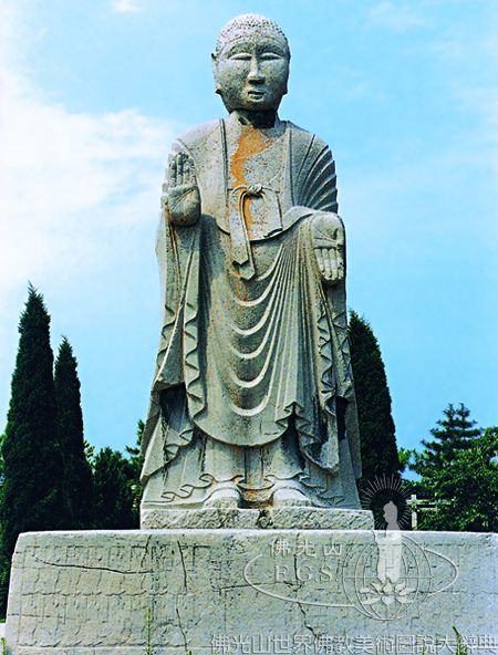 西天寺丈八佛立像