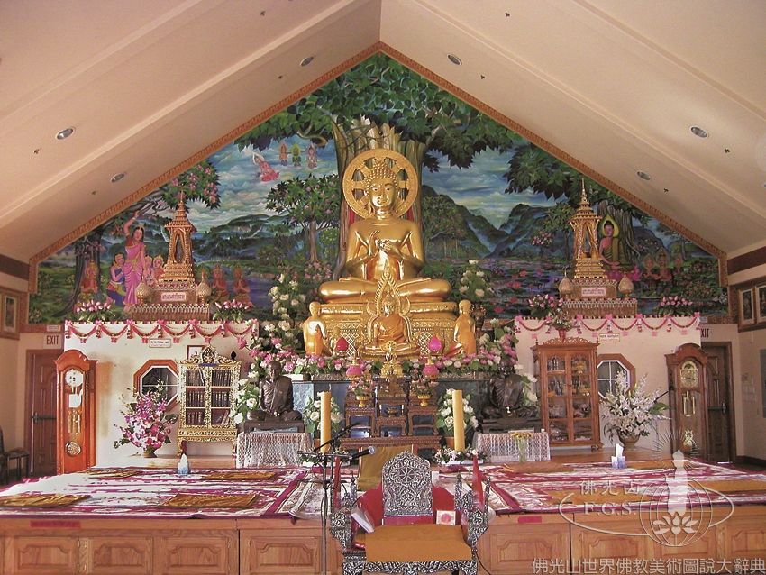 自性林寺大殿內部