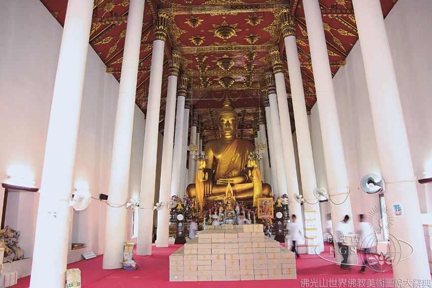 瑪哈泰寺戒堂內部