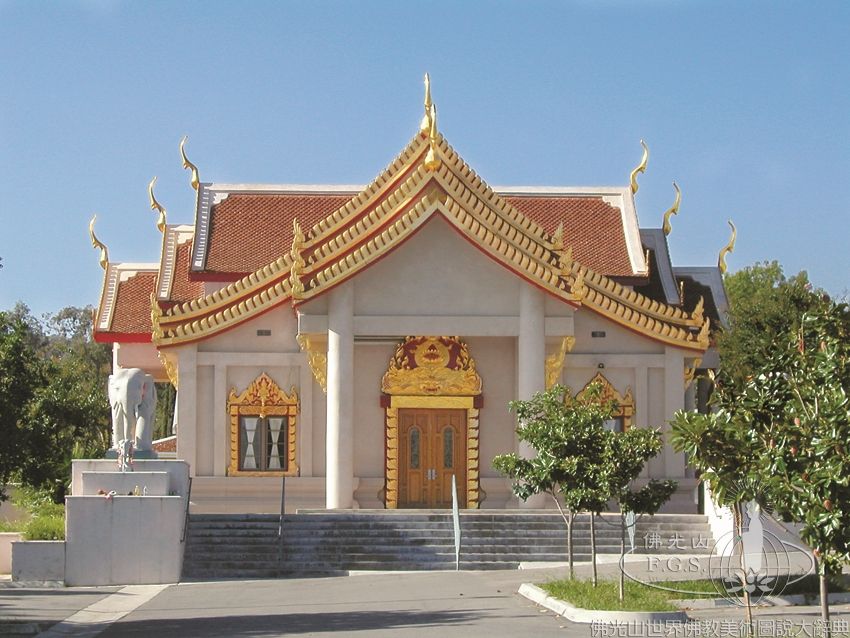 自性林寺大殿