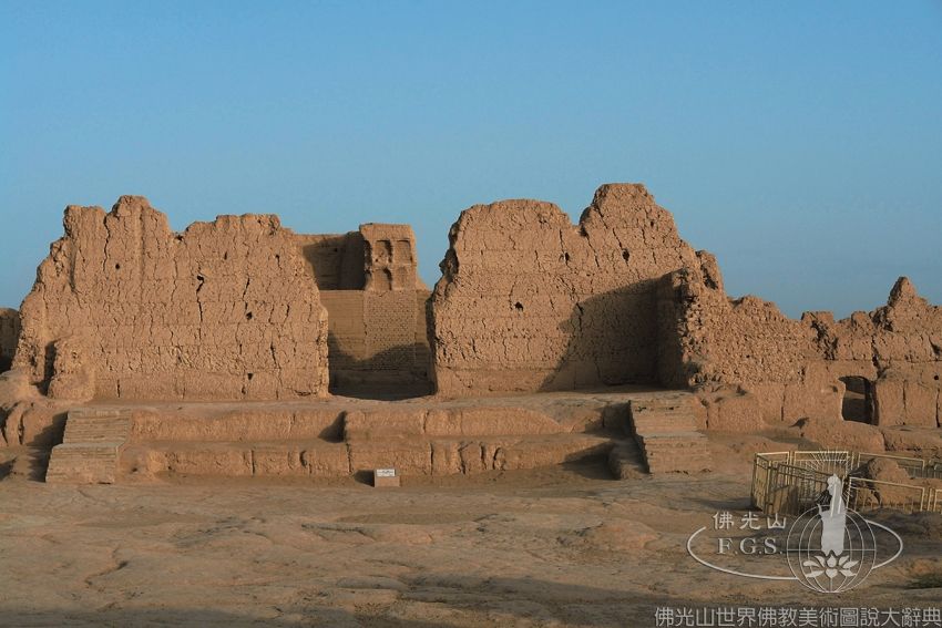 雅爾湖故城大佛寺主殿