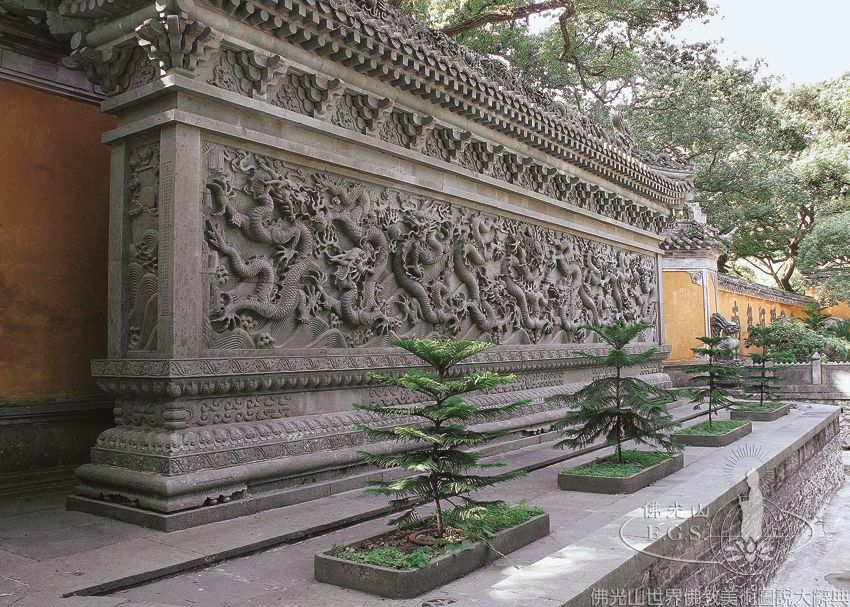 法雨寺照壁