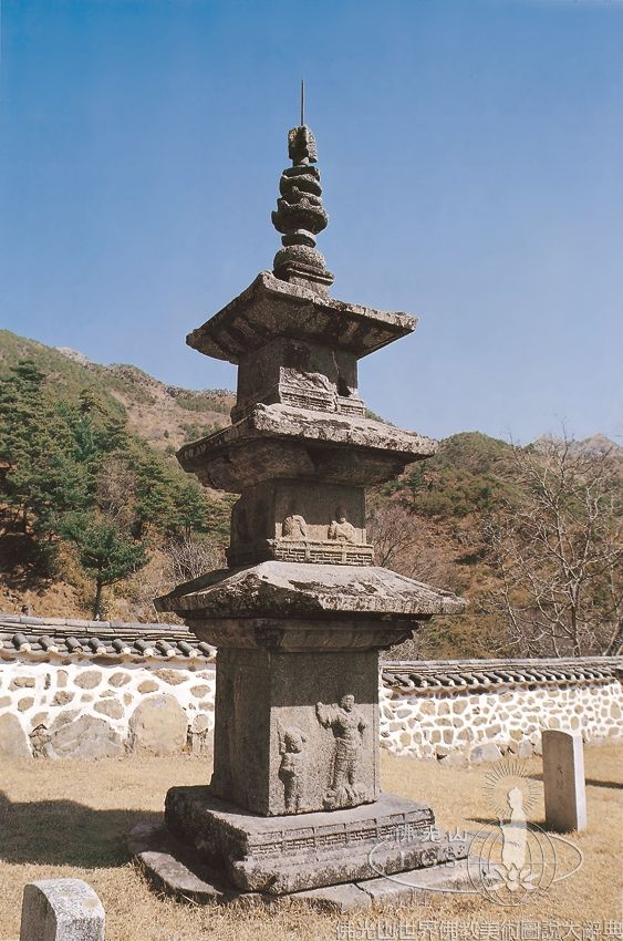 實相寺百丈庵三層石塔