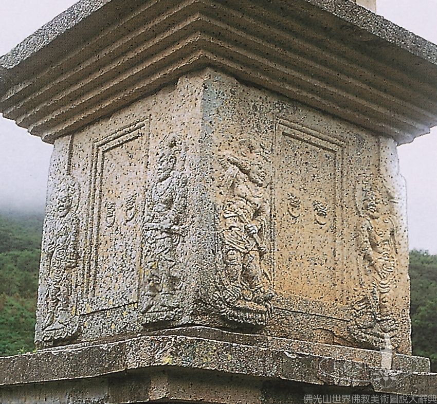 月城獐項里寺遺址西五層石塔（局部）