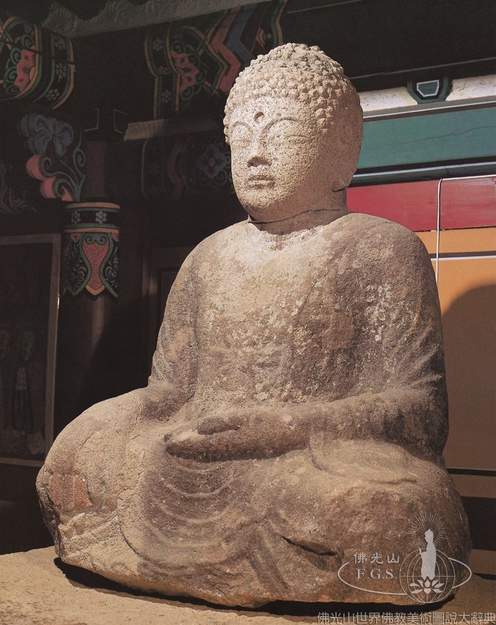 澗月寺遺址佛坐像