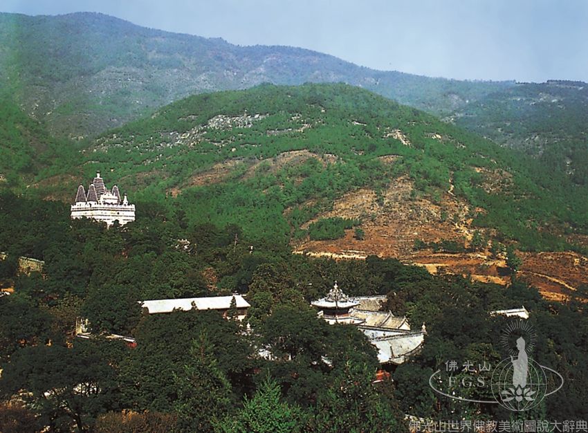 碧雲寺鳥瞰圖