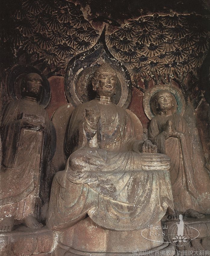 廣元皇澤寺石窟第37龕一佛二弟子像