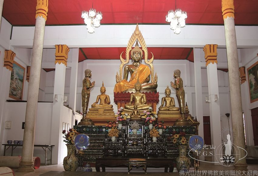 泰灘瑪嵐佛寺戒堂內部