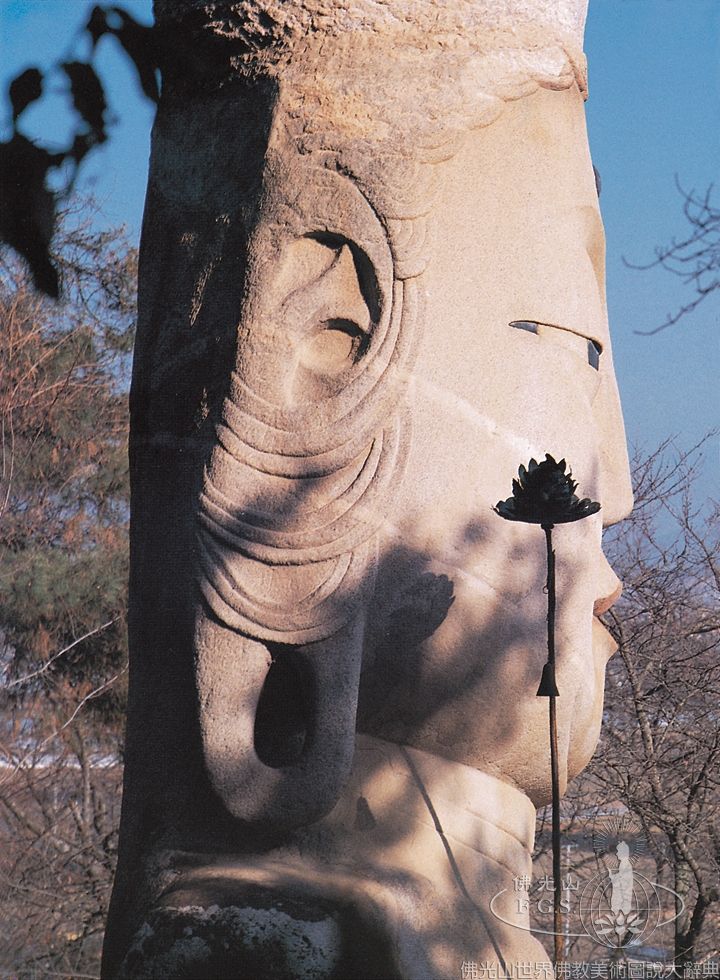 灌燭寺彌勒菩薩像（局部）